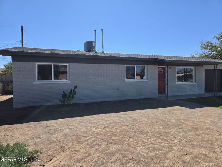 Property Photo: 9500 McIntosh Drive TX 79925
