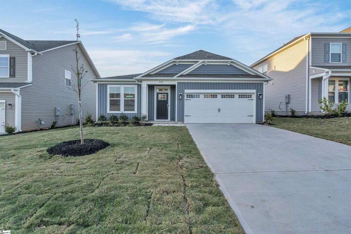 Property Photo: 2032 Halton Oaks Drive Lot 136 SC 29303