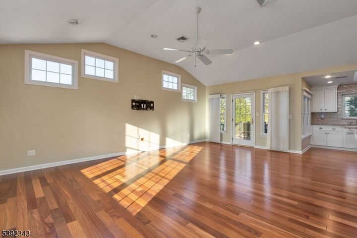 Property Photo: 1 Kingsbridge Rd NJ 08873
