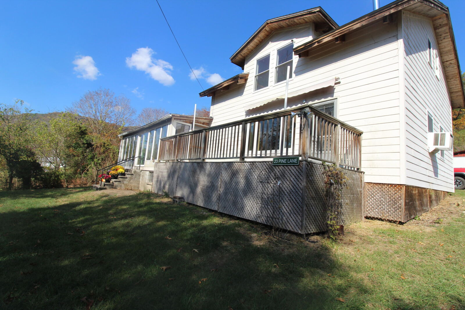 Property Photo:  23 Pine Ln  WV 25951 