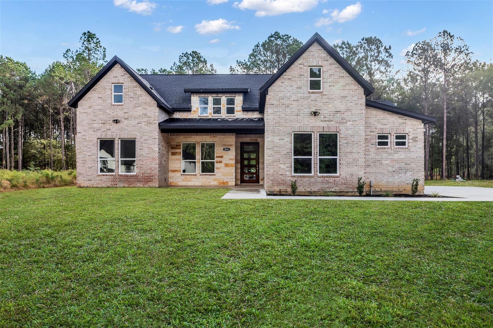 Property Photo: 3041 Road 66124 TX 77535