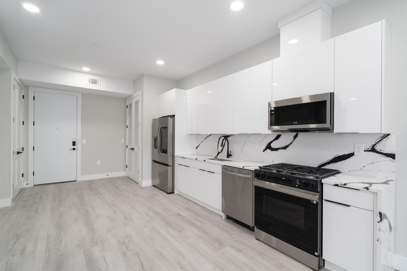 Property Photo: 187 Culver Ave 509 NJ 07305