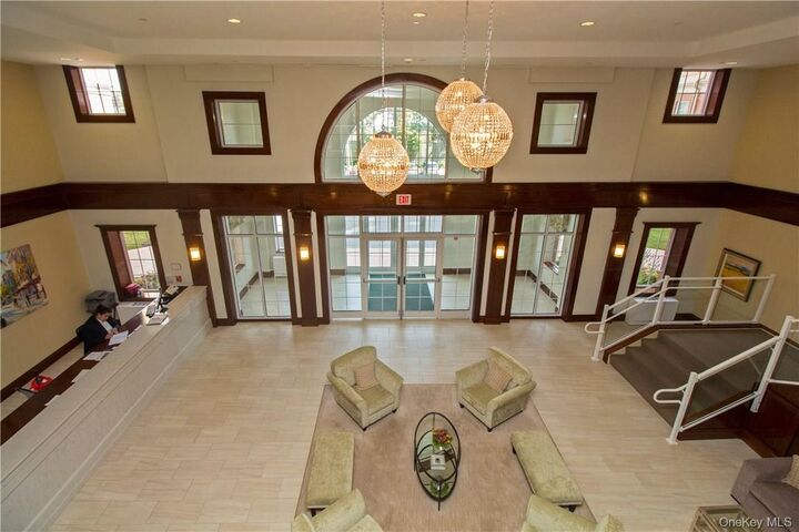 Property Photo:  10 Byron Place 307  NY 10538