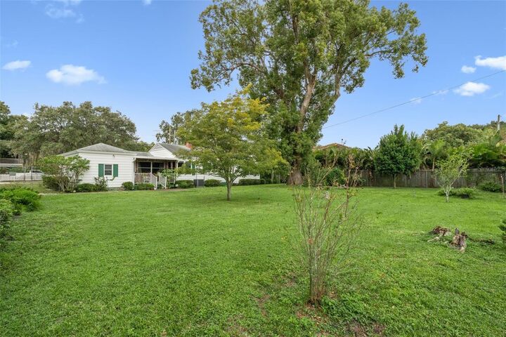Property Photo:  1386 Clay Street  FL 32789