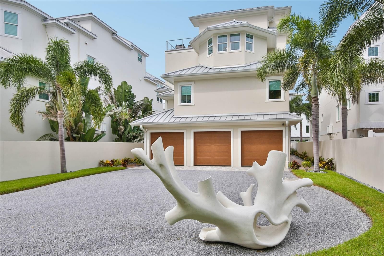 Property Photo: 3916 N Shell Road FL 34242