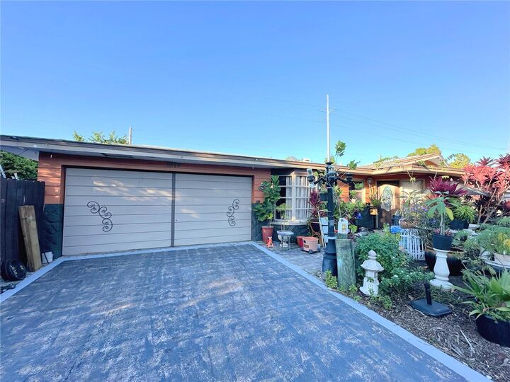 Property Photo:  1574 Souvenir Drive  FL 33755
