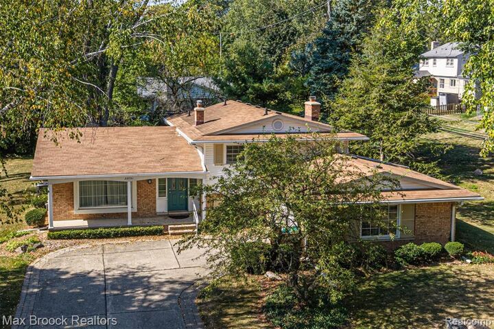 23751 Gill Road  Farmington MI 48335 3515 photo