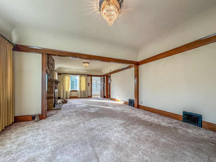 Property Photo: 2005 Thurston Ave WI 53403