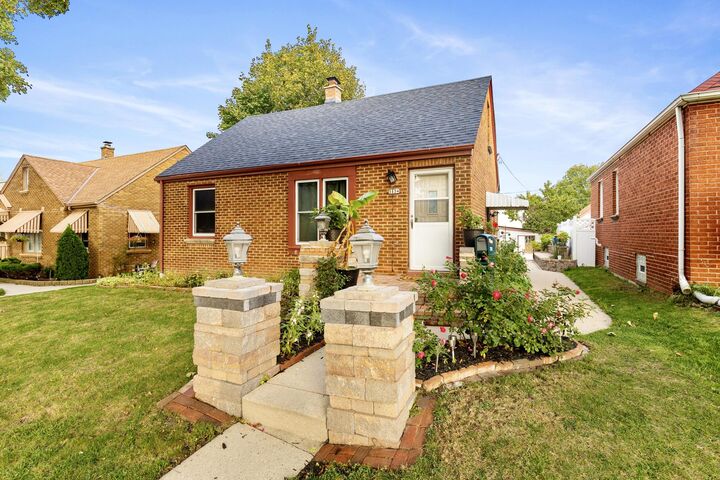 3134 S 16th St  Milwaukee WI 53215 photo