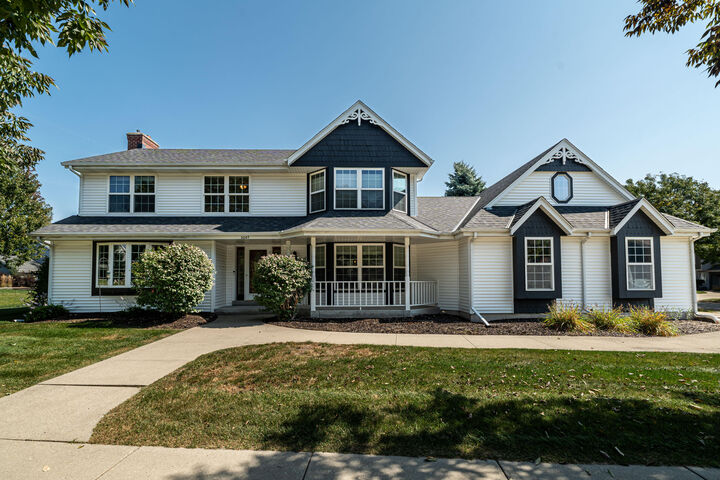 3207 Fox Ridge Dr  Waukesha WI 53189 photo