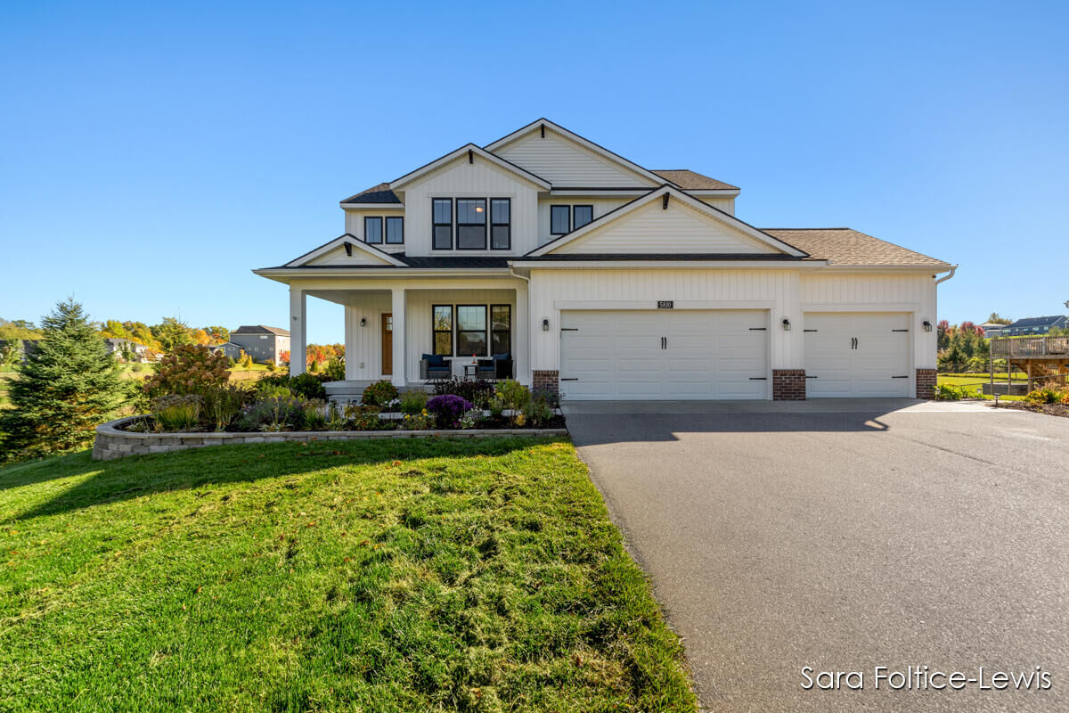 Property Photo: 5810 Thornapple River Drive SE MI 49512