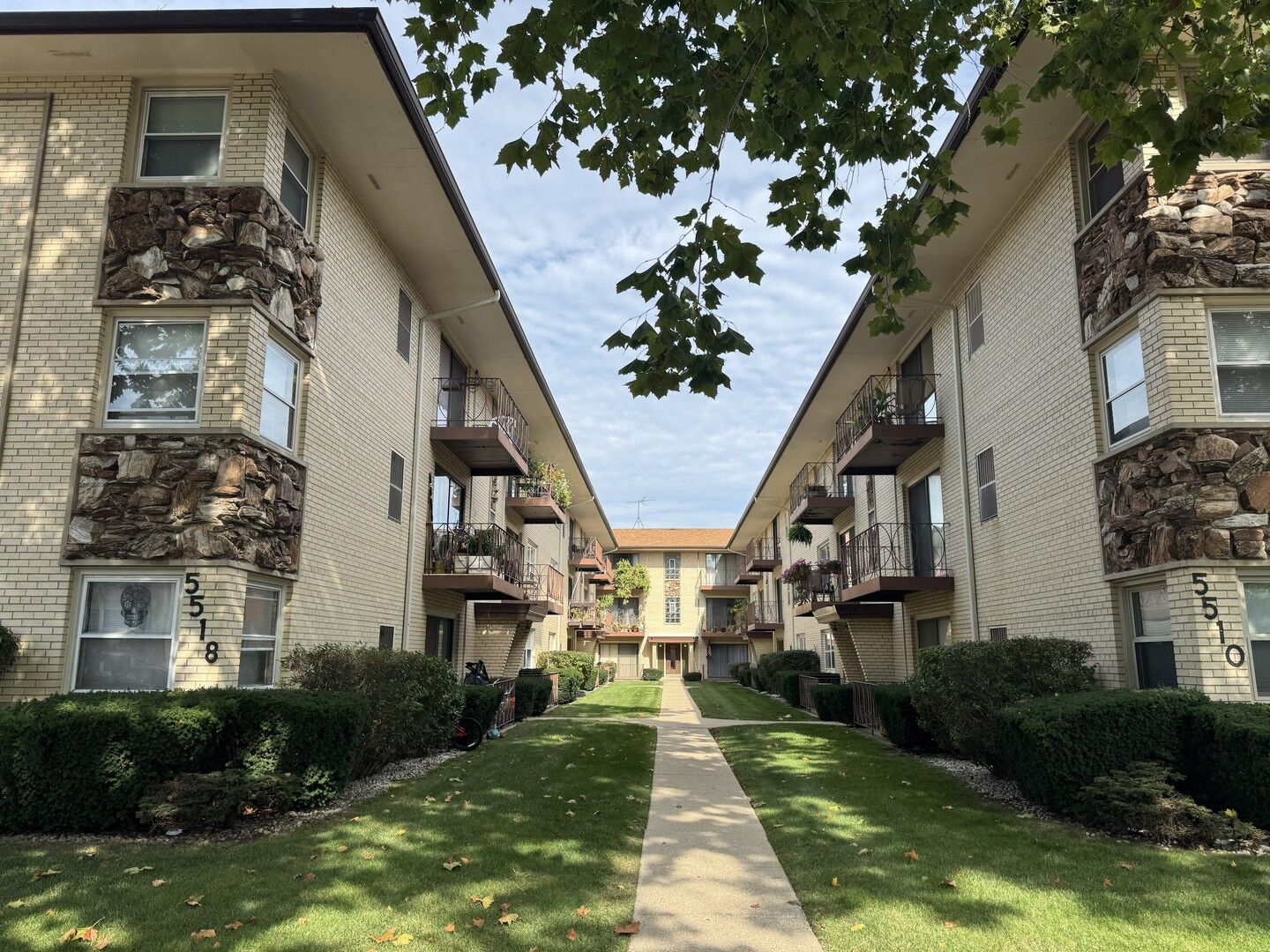 Property Photo:  5516 W Windsor Avenue 2M  IL 60630