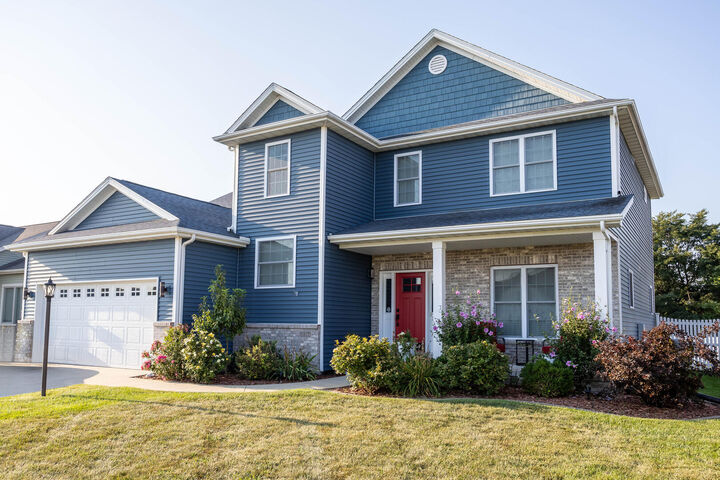 Property Photo:  5017 Trey Boulevard  IL 61822