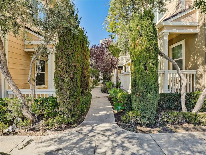 Property Photo: 2303 Jefferson 1105 CA 90501