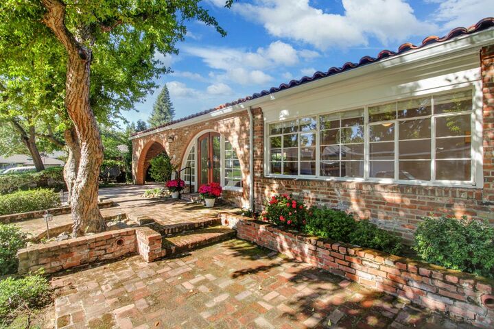 Property Photo:  6307 Date Palm Way  CA 95608 