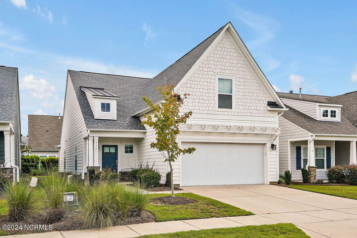 Property Photo:  5121 Killogren Way  NC 28451 