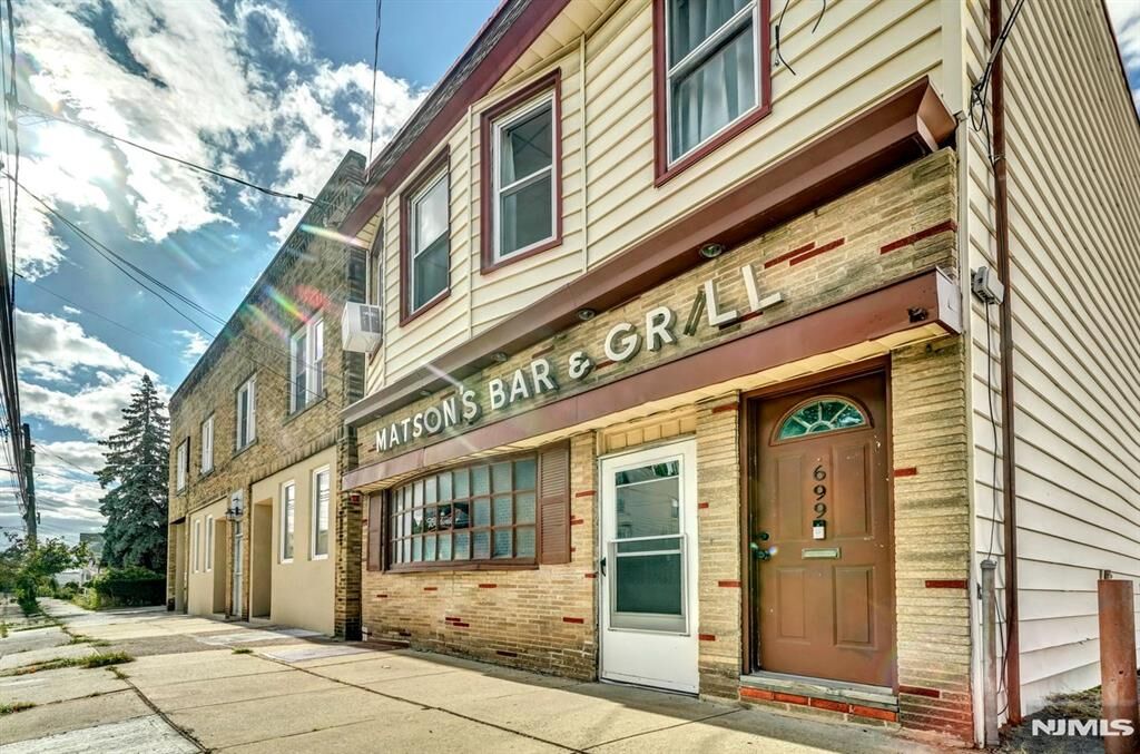 Property Photo:  699 Elm Street  NJ 07032 