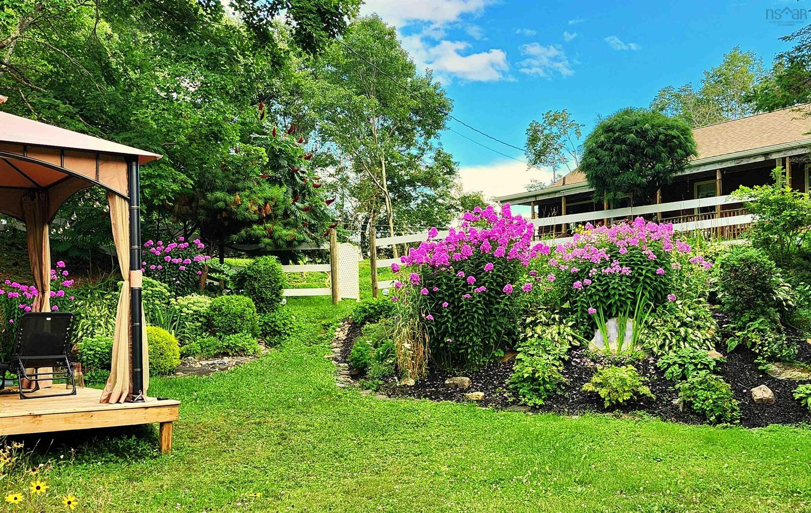 Property Photo:  33 Kirk Road  NS B0N 1C0 