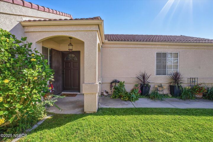 Property Photo:  4300 Ridgecrest Street  CA 93455 