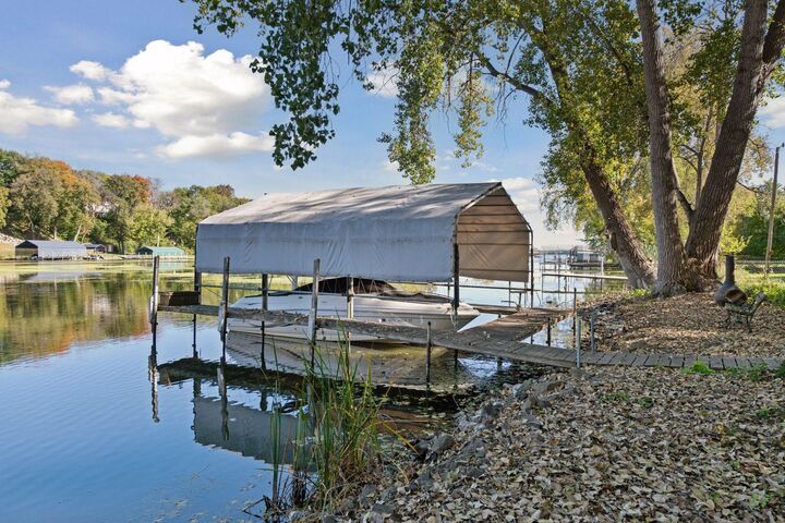 Property Photo: 5470 Ridgewood Cove MN 55364