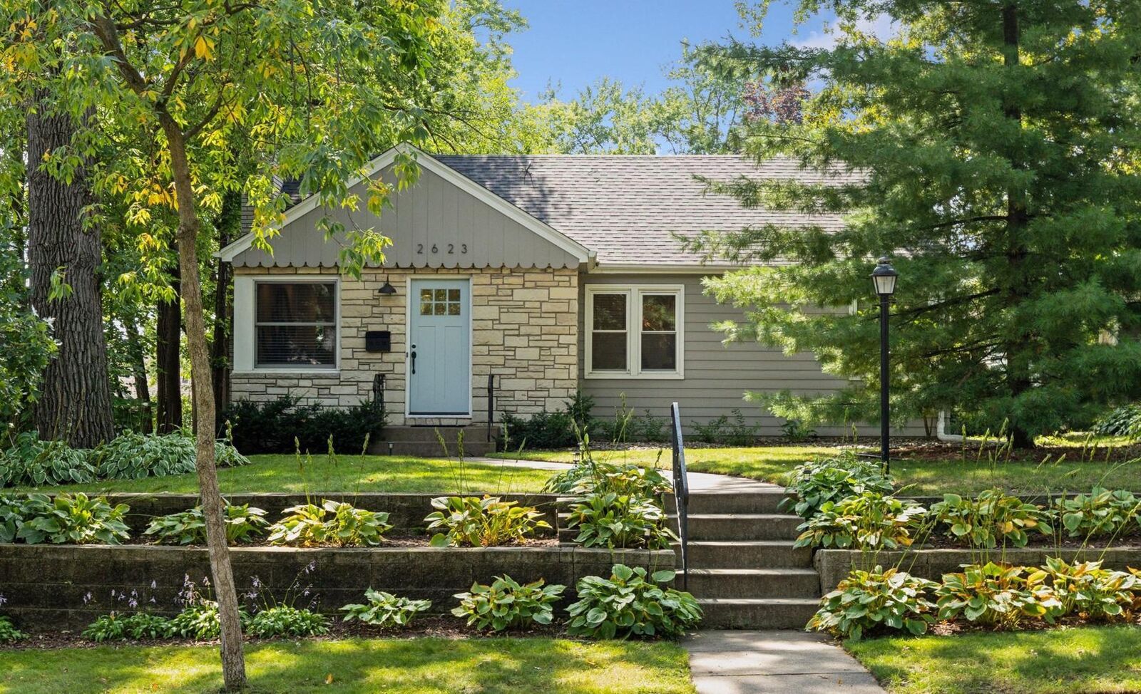 Property Photo:  2623 Robbins Street  MN 55410 