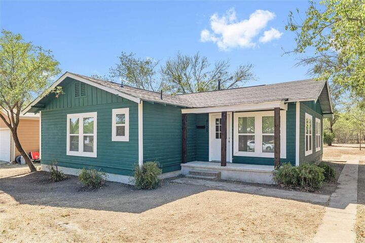 Property Photo: 2105 4th Street TX 76801