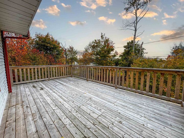 Property Photo: 4 Hutchinson Court PE C1A 9H7