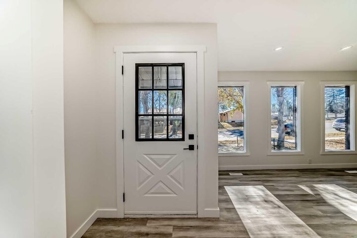 Property Photo: 946 Berkley Drive NW AB T3K 1A2