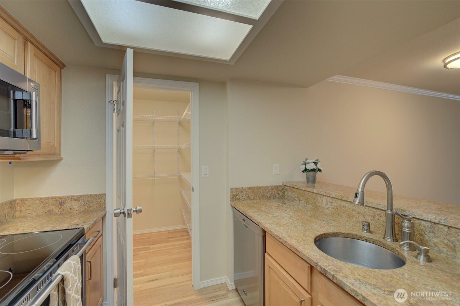 Property Photo: 14779 NE 32nd Street A302 WA 98007