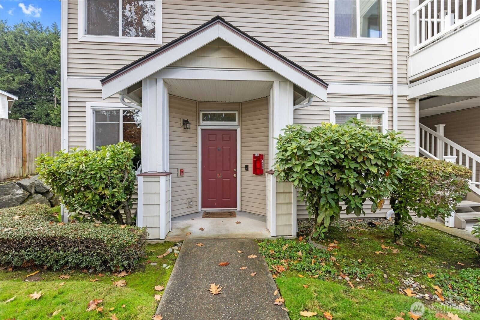 Property Photo: 2928 151st Place SW T101 WA 98087