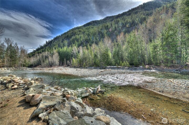 Property Photo:  26  Mercer Road  WA 98833 