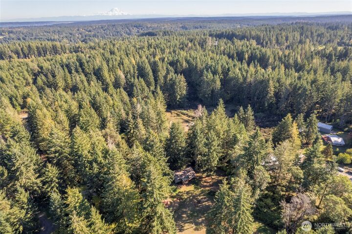 Property Photo: 407 195th Avenue SW WA 98349
