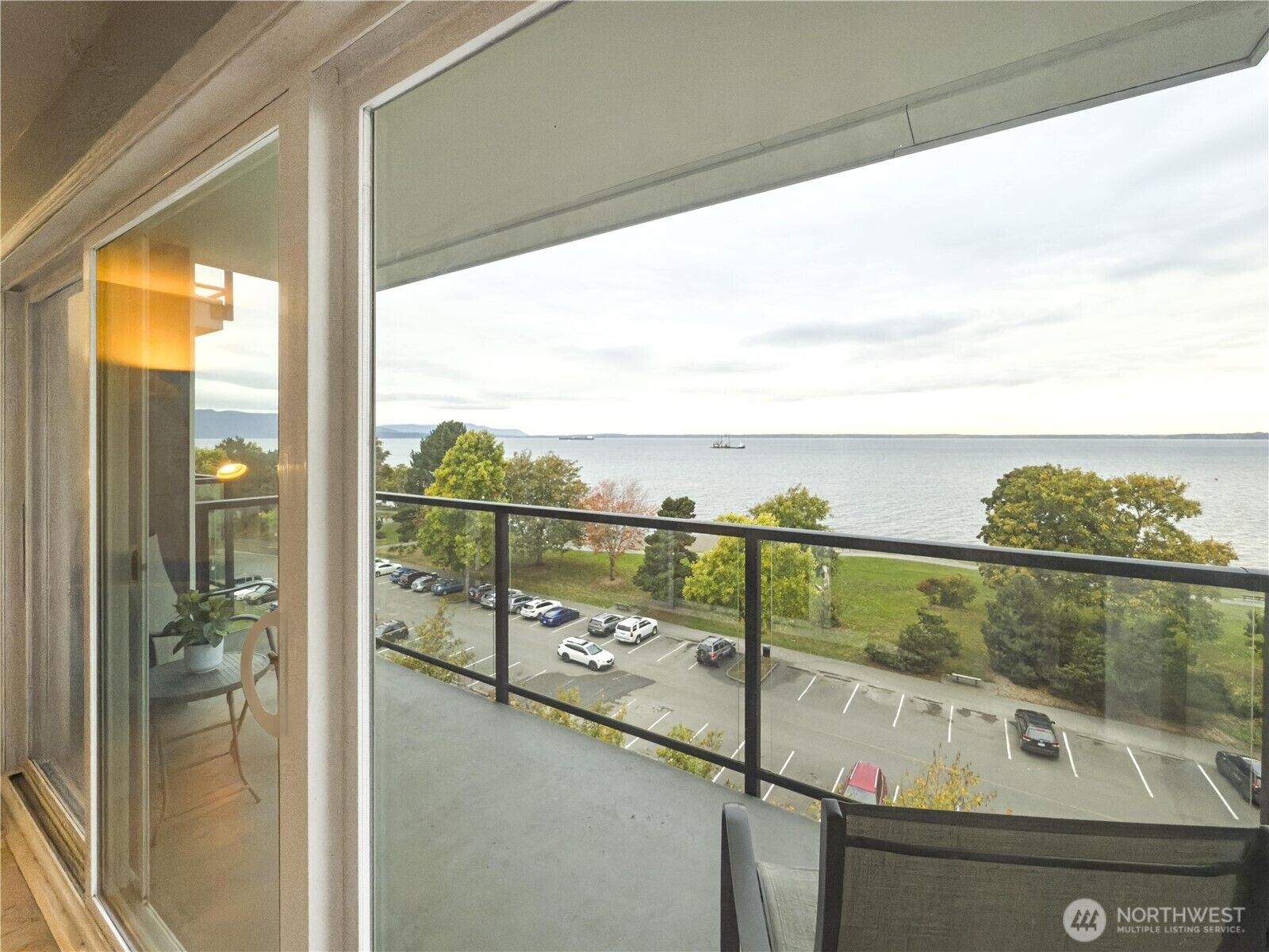 Property Photo:  444 S State Street 307  WA 98225