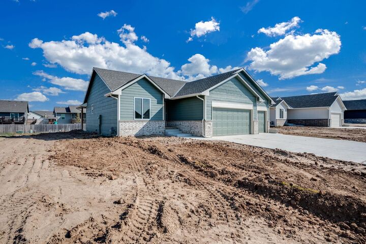 Property Photo:  10745 W Sondra Ct  KS 67101 