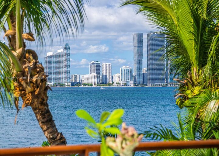 244 W San Marino Dr  Miami Beach FL 33139 photo