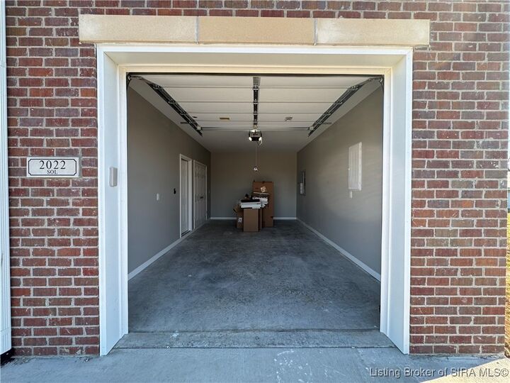 Property Photo:  2022 N Greentree Boulevard  IN 47129 