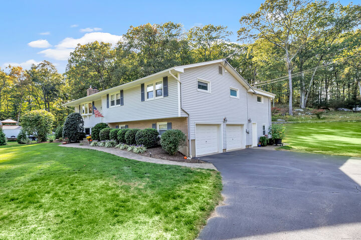 Property Photo: 52 Autumn Drive CT 06468