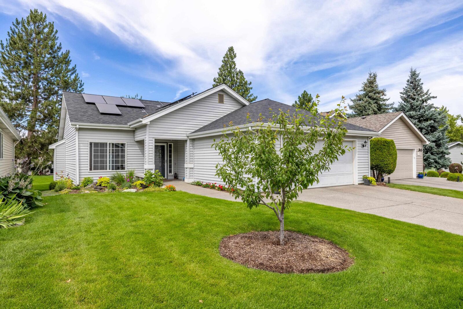 Property Photo: 3918 S Rebecca Ln WA 99223
