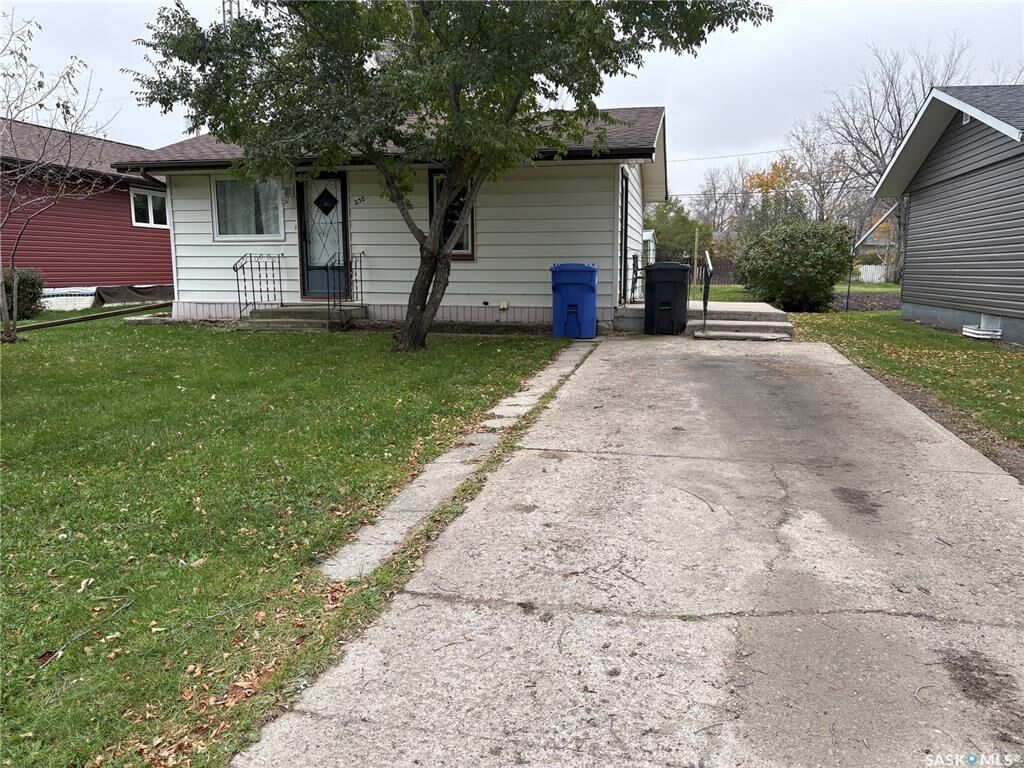 Property Photo: 230 Prothero Avenue E SK S0A 0M0