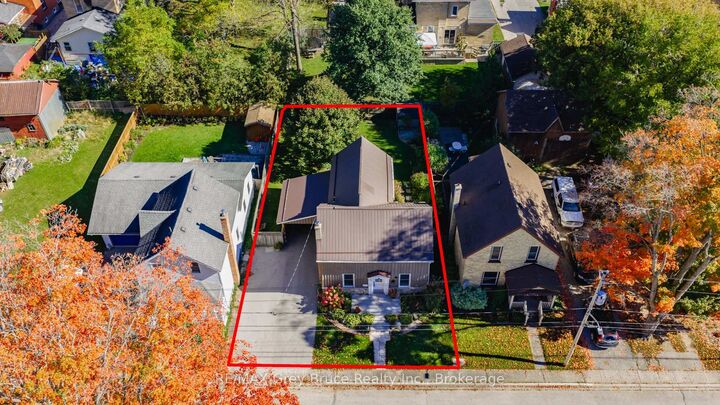 Property Photo:  173 5th Avenue SW  ON N0G 1L0 