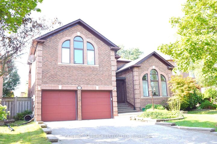 Property Photo: 54 Cityview Circle ON L4N 7V1