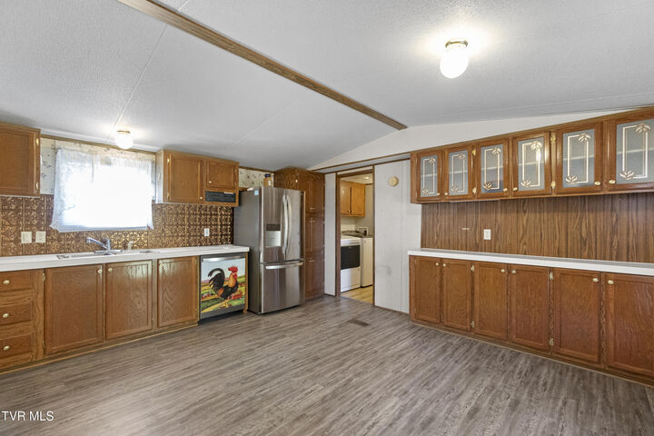 Property Photo: 885 Anderson Loop TN 37743