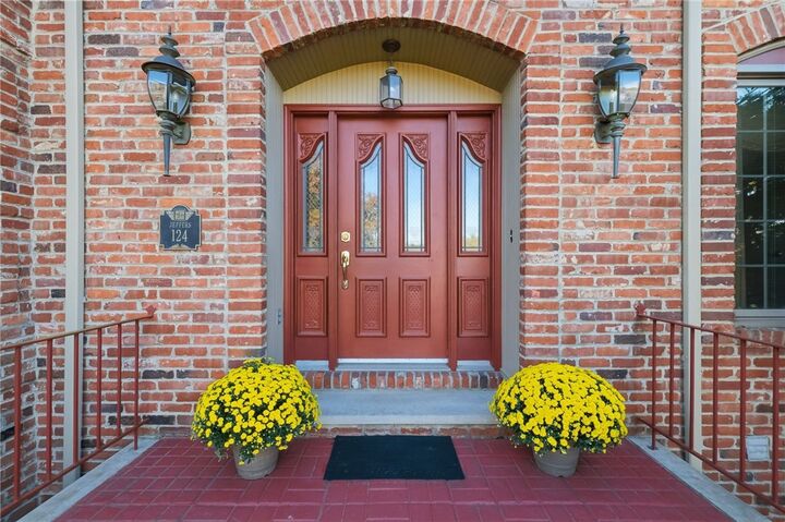 Property Photo:  124 Bremen Lane  PA 15317