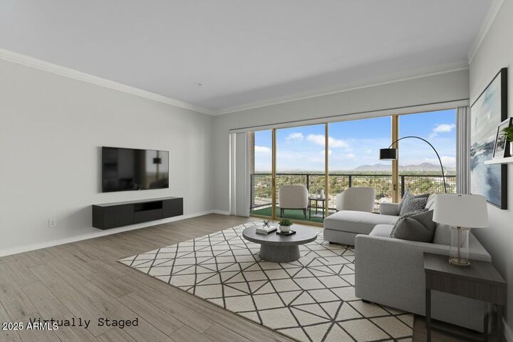 Property Photo: 4750 N Central Avenue K16 AZ 85012