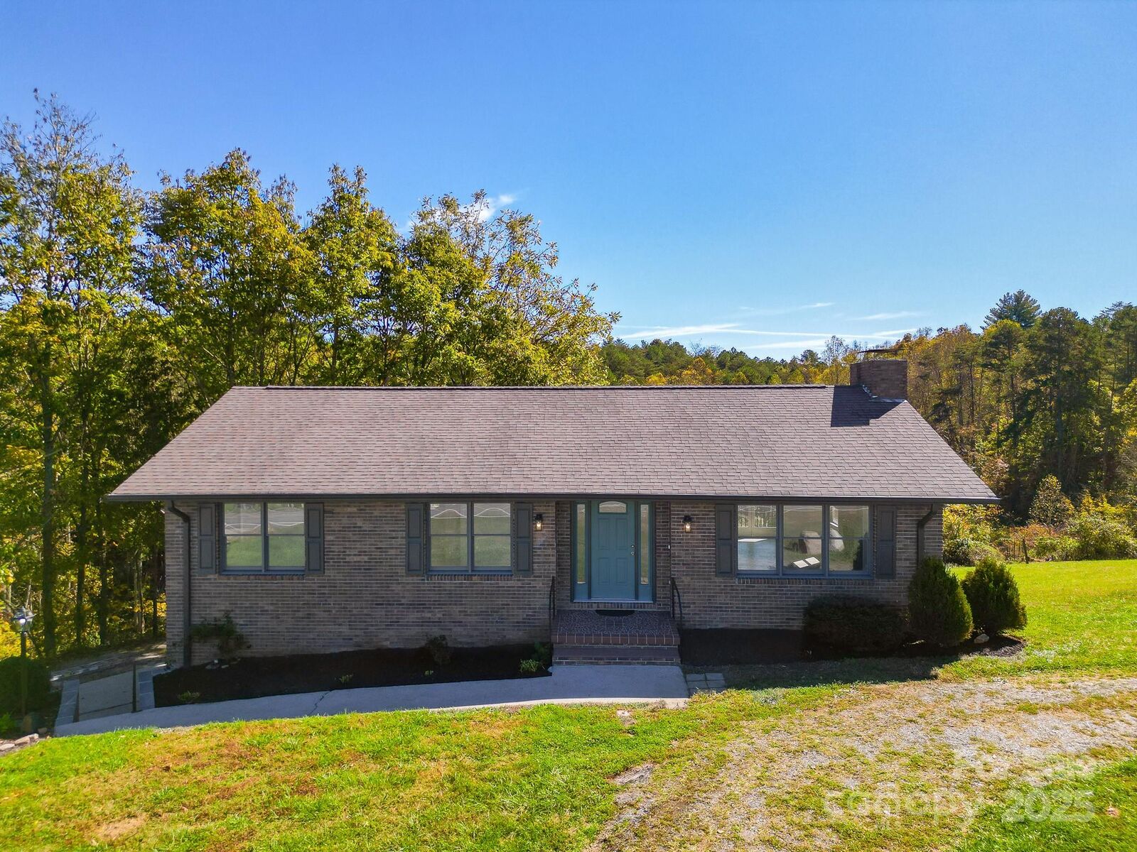 Property Photo:  1248 Jenkins Valley Road  NC 28701