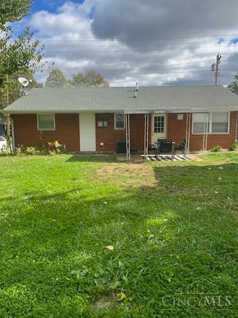 Property Photo: 4633 Summerside Road OH 45244