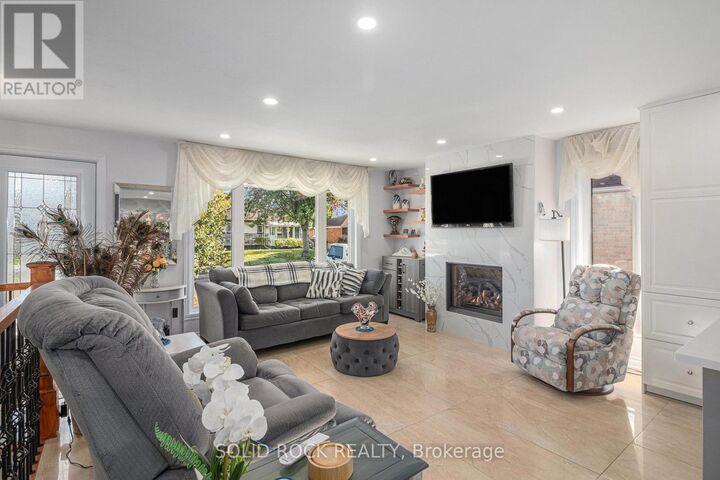 Property Photo: 1506 First Street East ON K6H 1R1