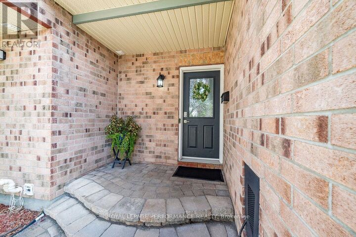 Property Photo: 1649 Greywood Drive ON K1C 7L9