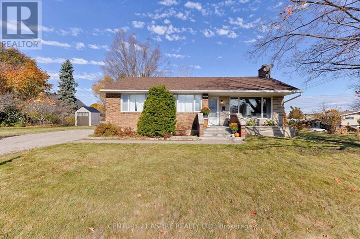 553 Champlain Street  Pembroke ON K8A 2W6 photo