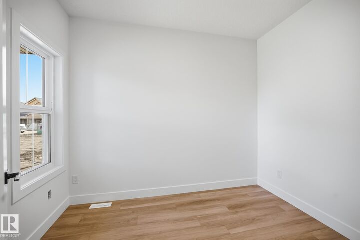 Property Photo:  113 Hilton Cove  AB T7X 1Y4 